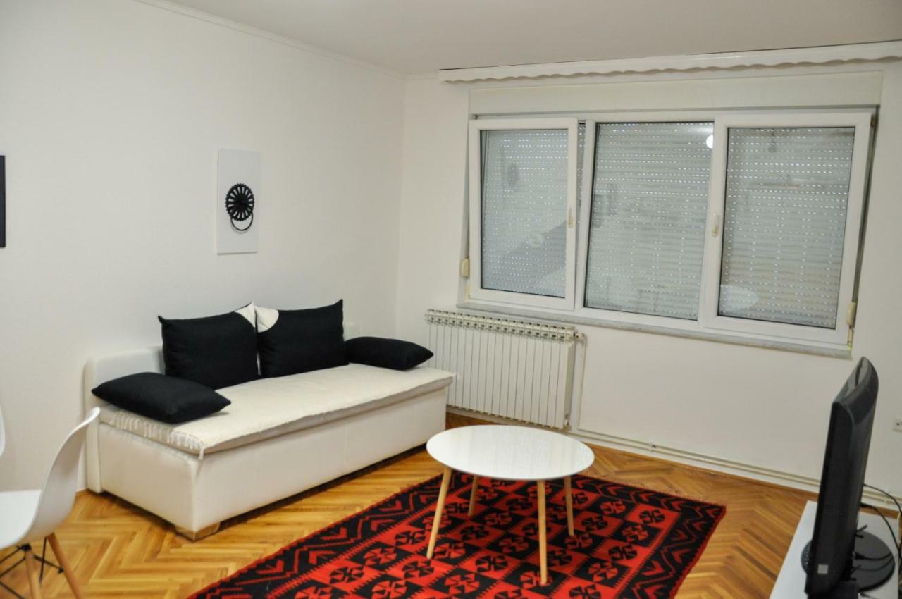 Zvekir - Old Town Apartment SJJ Exteriör bild